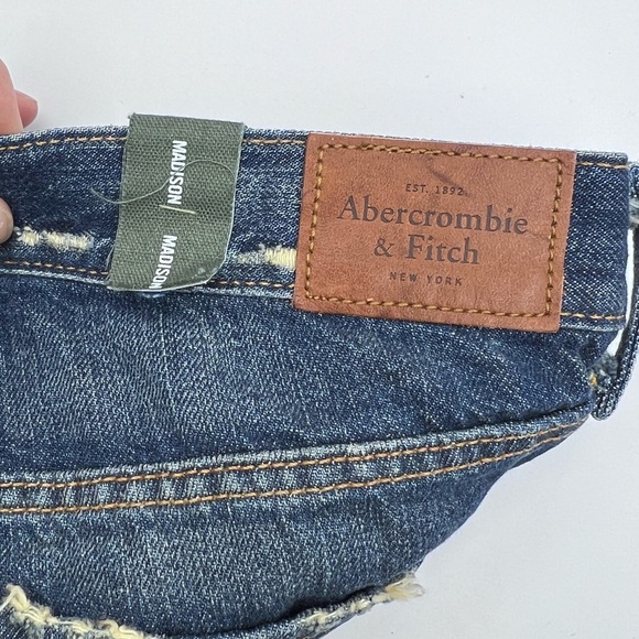 Abercrombie and fitch jeans - Picture 16 of 16